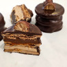 Alfajor triple kinder y dulce de leche