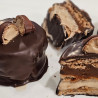 Alfajor triple kinder y dulce de leche