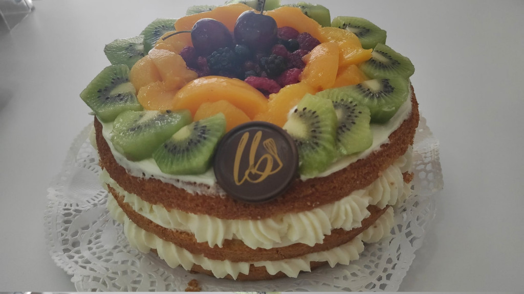 https://www.labocareus.com/Torta de frutas